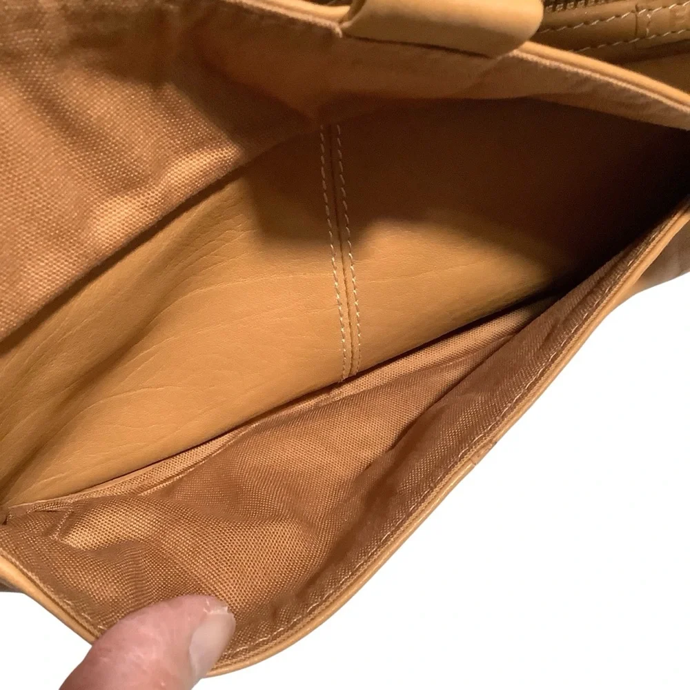 Fossil Leather Janet Everyday Hobo Shoulder Bag In Camel